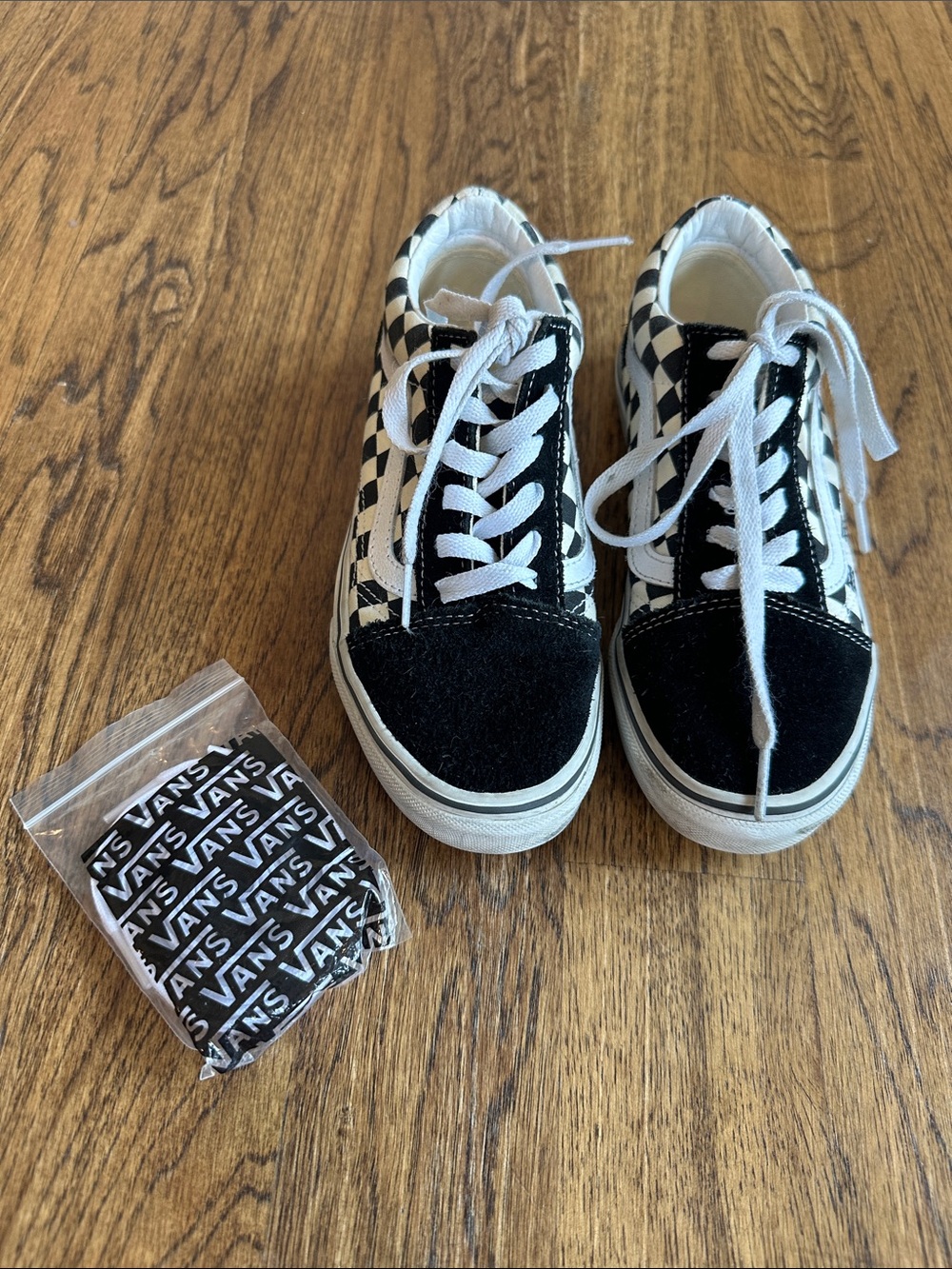 Vans Checkerboard Low-Top Sneakers - Black & White